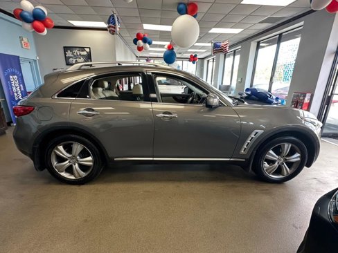 Used 2009 INFINITI FX35 AWD w/ Technology Pkg image 13
