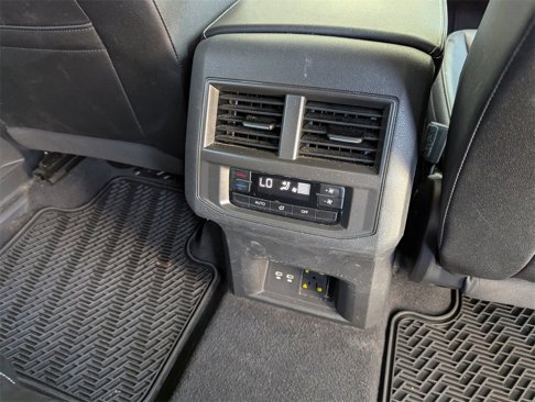 Certified 2023 Volkswagen Atlas SE w/ Black Wheel Package image 35