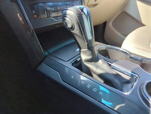 Used 2018 Ford Explorer XLT w/ Equipment Group 201A image 13
