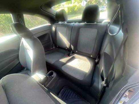 Used 2014 Volkswagen Beetle 1.8T image 10