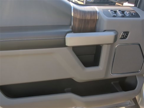 Used 2018 Ford F150 Lariat image 25