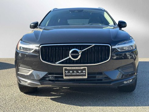 Used 2021 Volvo XC60 T5 Momentum w/ Premium Package image 8