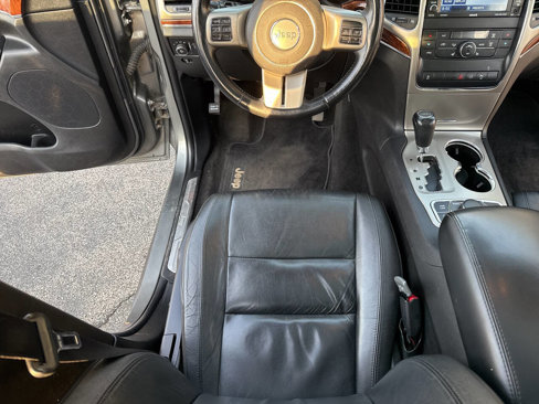 Used 2012 Jeep Grand Cherokee Limited image 19