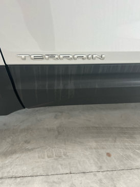 Used 2022 GMC Terrain SLE image 10