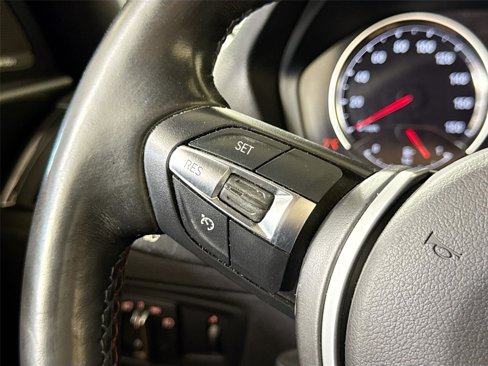 Used 2018 BMW M2 image 23