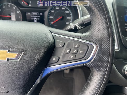 Used 2021 Chevrolet Malibu LT image 14
