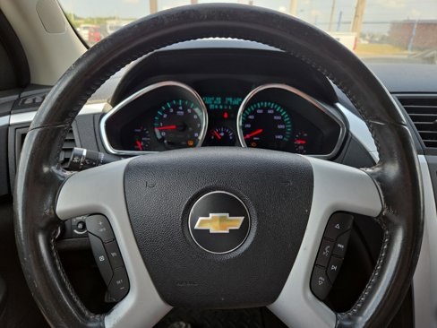 Used 2012 Chevrolet Traverse LT image 16