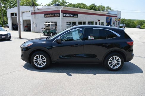 Used 2021 Ford Escape SE image 2