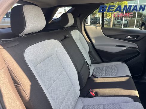 Used 2023 Chevrolet Equinox LT image 24