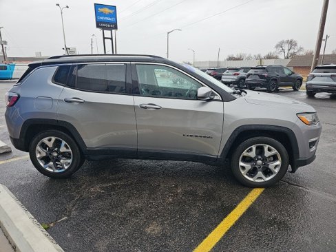 Used 2019 Jeep Compass Limited image 8