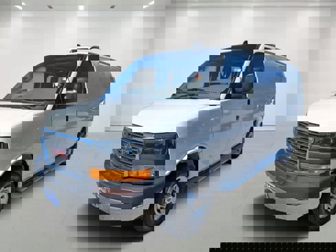 Used 2022 GMC Savana 2500 w/ Driver Convenience Package image 1