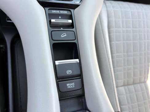 Certified 2023 Honda HR-V LX image 27