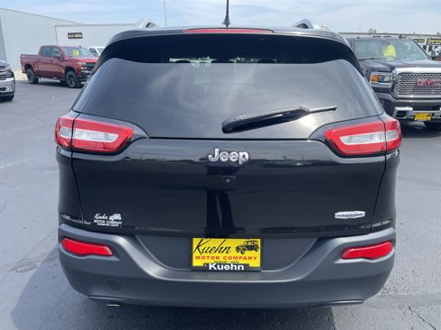 Used 2016 Jeep Cherokee Latitude image 7