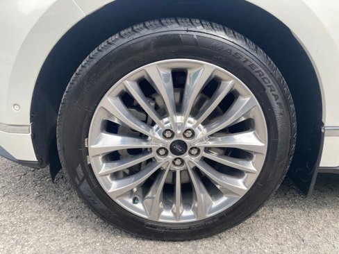 Used 2021 Ford Edge Titanium w/ Equipment Group 301A image 12