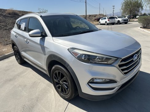 Used 2018 Hyundai Tucson SEL image 3