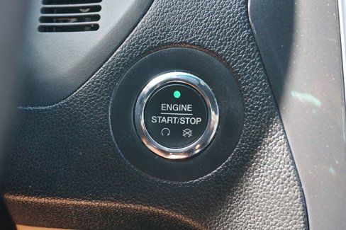 Used 2016 Ford Explorer Limited image 29