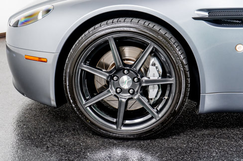 Used 2008 Aston Martin V8 Vantage Roadster image 21