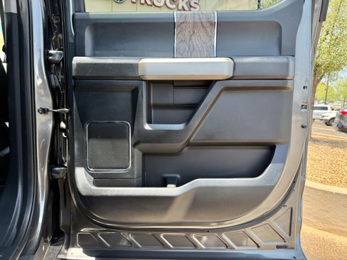 Used 2017 Ford F350 Lariat w/ Tow Technology Bundle image 26