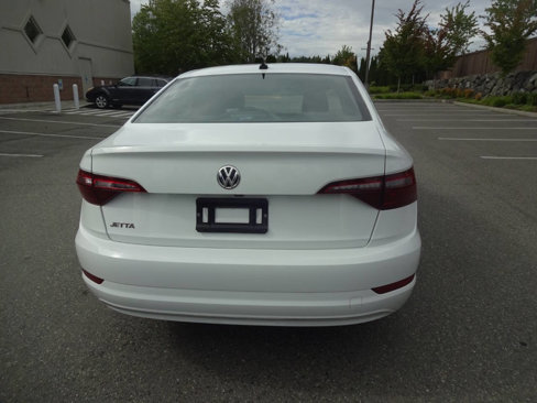 Used 2021 Volkswagen Jetta S image 4