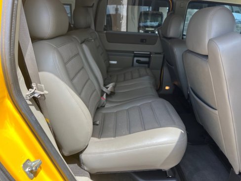 Used 2003 HUMMER H2 image 28