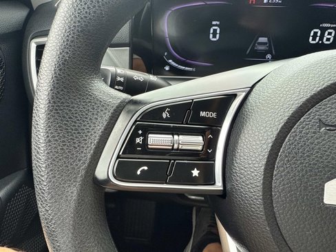 Used 2024 Kia Seltos LX image 30