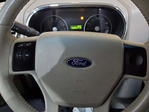 Used 2007 Ford Explorer XLT image 21