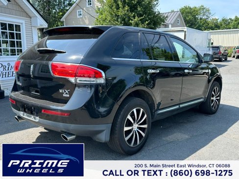Used 2011 Lincoln MKX AWD w/ 102A Rapid Spec Order Code image 7