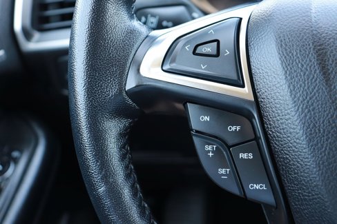 Used 2023 Ford Edge SEL image 18