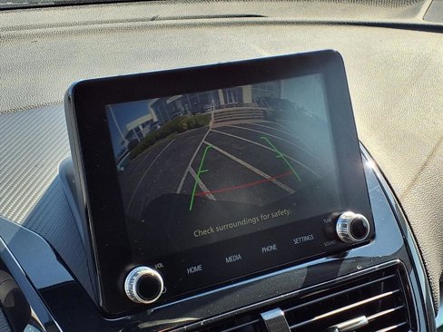 Used 2022 Mitsubishi Eclipse Cross LE image 15
