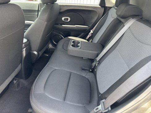 Used 2019 Kia Soul + image 24