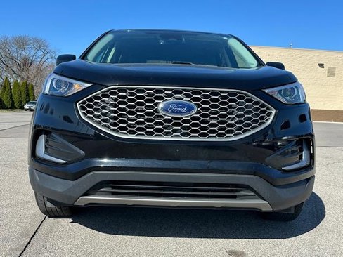 Used 2023 Ford Edge SEL image 13