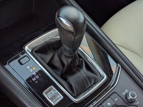 Used 2018 MAZDA CX-5 Touring w/ Preferred Equipment Package image 14