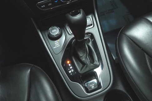 Used 2019 Jeep Cherokee Latitude Plus image 20