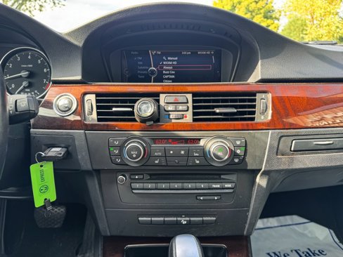 Used 2011 BMW 328i xDrive Sedan image 28