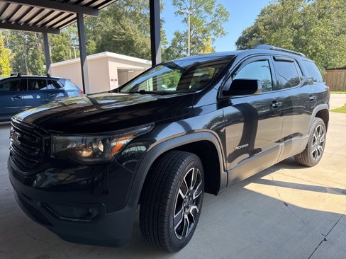 Used 2019 GMC Acadia SLT w/ Black Edition image 1