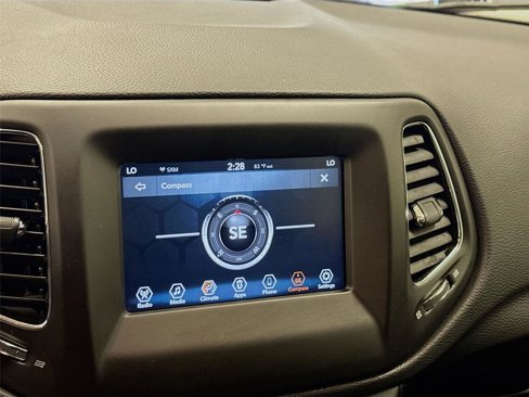 Used 2019 Jeep Compass Latitude w/ Popular Equipment Group image 13