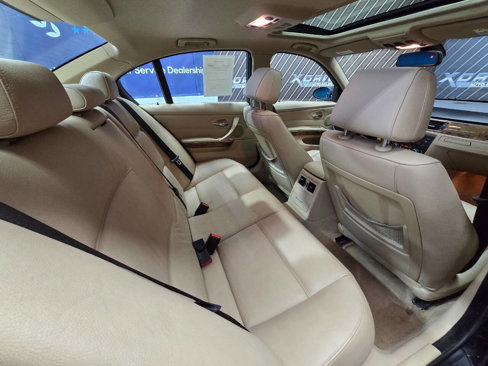 Used 2007 BMW 335xi Sedan image 26