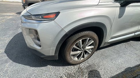 Used 2019 Hyundai Santa Fe AWD image 2