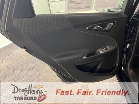 Used 2023 Chevrolet Malibu LT image 32