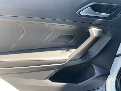 Certified 2022 Volkswagen Tiguan SE image 29