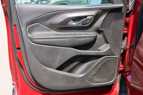 Used 2018 GMC Terrain Denali w/ Advanced Safety Package image 11