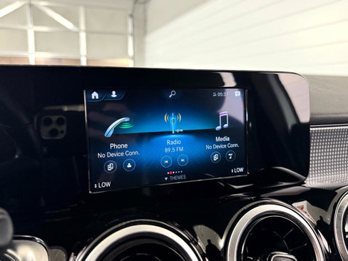 Used 2022 Mercedes-Benz GLB 250 4MATIC image 20