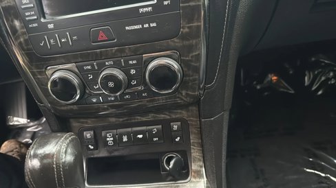 Used 2013 Buick Enclave Premium image 26