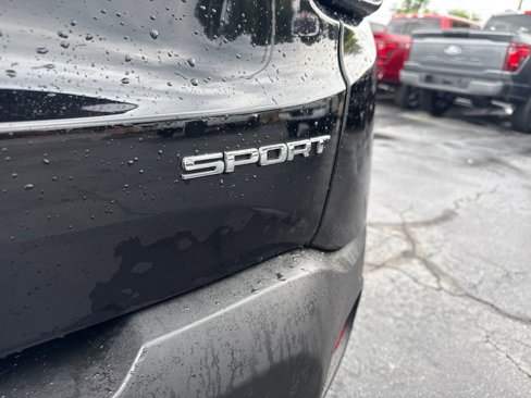 Used 2018 Jeep Renegade Sport w/ Power & Air Group image 12