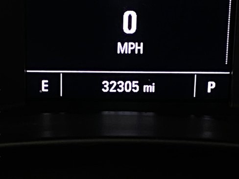 Used 2020 Chevrolet Equinox LS image 18