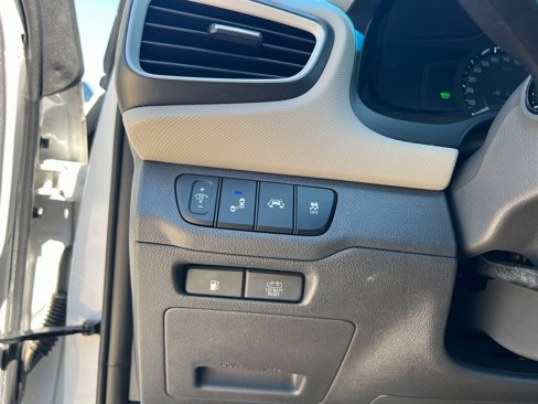 Used 2019 Hyundai Ioniq Limited image 28