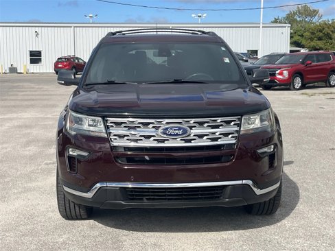 Used 2018 Ford Explorer XLT w/ Equipment Group 202A image 8