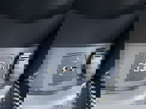 Used 2018 Nissan Rogue SV image 31