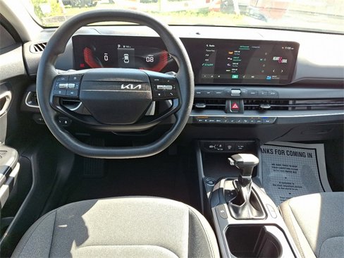 Certified 2025 Kia K4 LX image 11