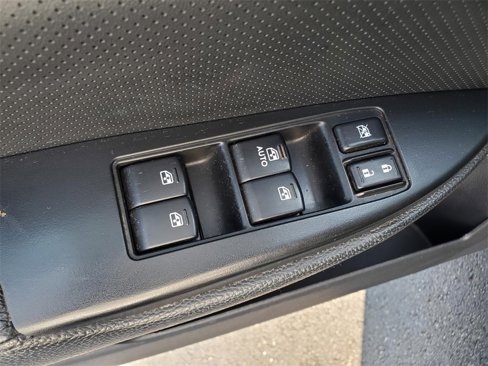 Used 2014 Subaru Outback 2.5i Limited image 18